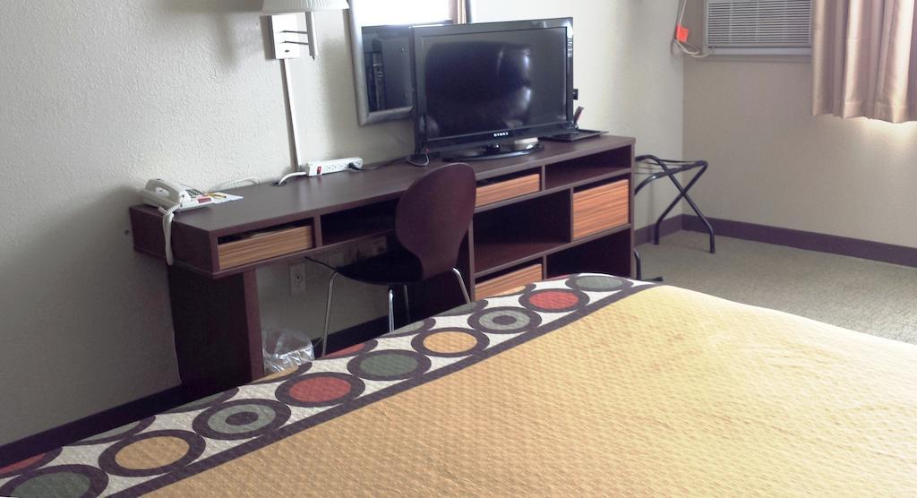 Super 8 By Wyndham Sioux Falls Near Convention Center Kamer foto